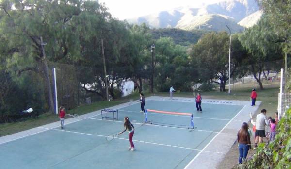 CLASES GRATIS DE TENIS EN LOS COCOS