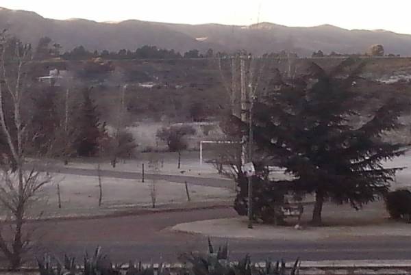 LA CUMBRE AMANECIO TODA BLANCA