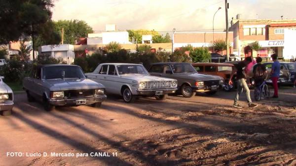 EXPOSICION DE AUTOS CLASICOS