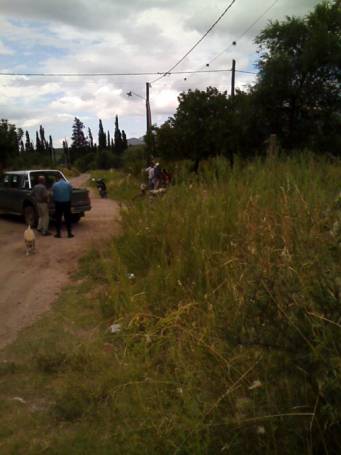 DOS VEHICULOS CHOCARON EN EL BARRIO SINTONIA DE LA CUMBRE