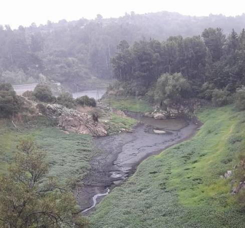 A PESAR DE LAS LLUVIAS, EL DIQUE DE LA CUMBRE ESTA MUY BAJO