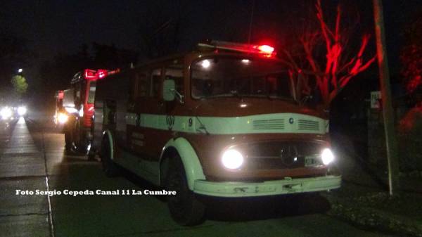 INCENDIO EN UNA VIVIENDA DE LA CUMBRE