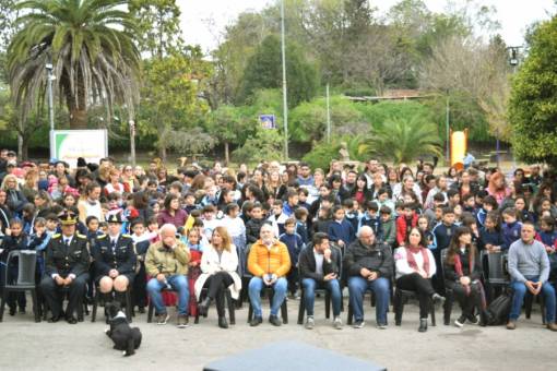 Valle Hermoso. Mucha gente participó del acto patrio.