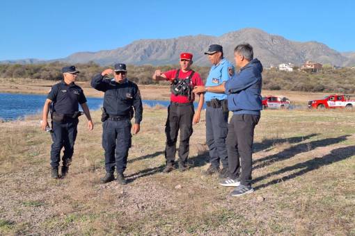 ENCONTRARON SIN VIDA AL PADRE Y AL HIJITO EN EL DIQUE EL CAJON