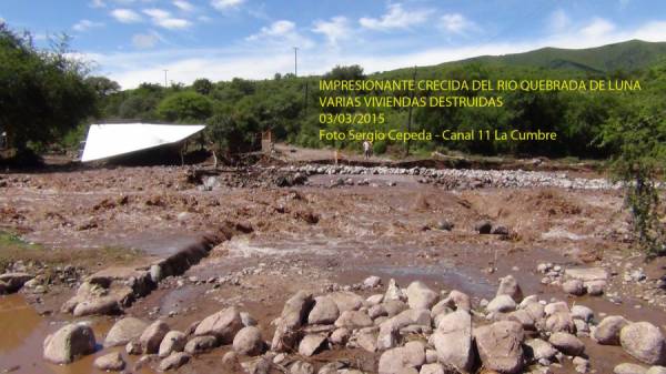 VARIAS VIVIENDAS DESTRUIDAS POR LA CRECIENTE EN QUEBRADA DE LUNA