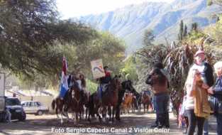 VIDEO ESPECIAL CON EL DESFILE DE AGRUPACIONES GAUCHAS