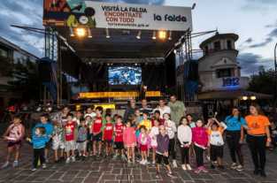 NOTA A ARDUH Y VELIZ EN LA MARATON NOCTURNA DE LA FALDA