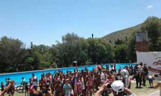 ENCUENTRO DE ESCUELAS DE NATACION EN LOS COCOS